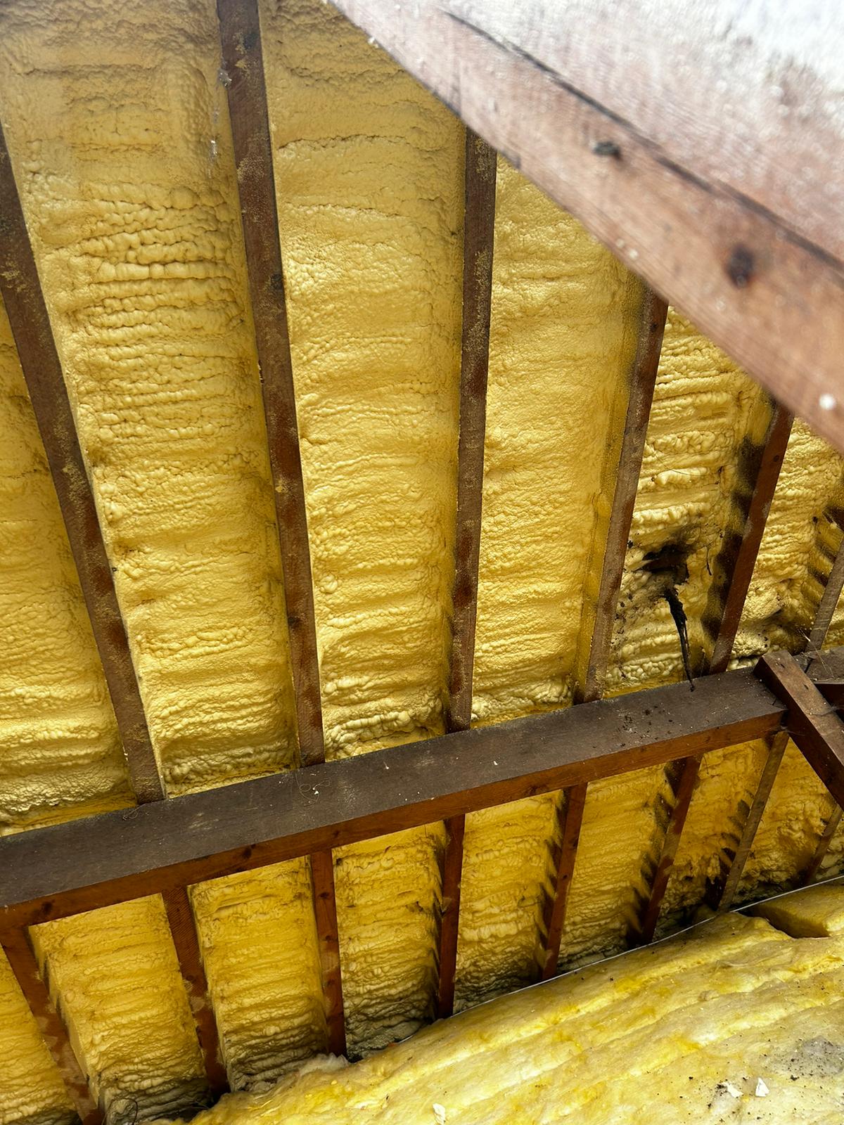 Closed-cell spray foam insulation