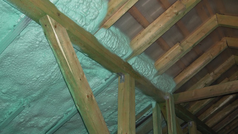 Open-Cell vs. Closed-Cell Spray Foam