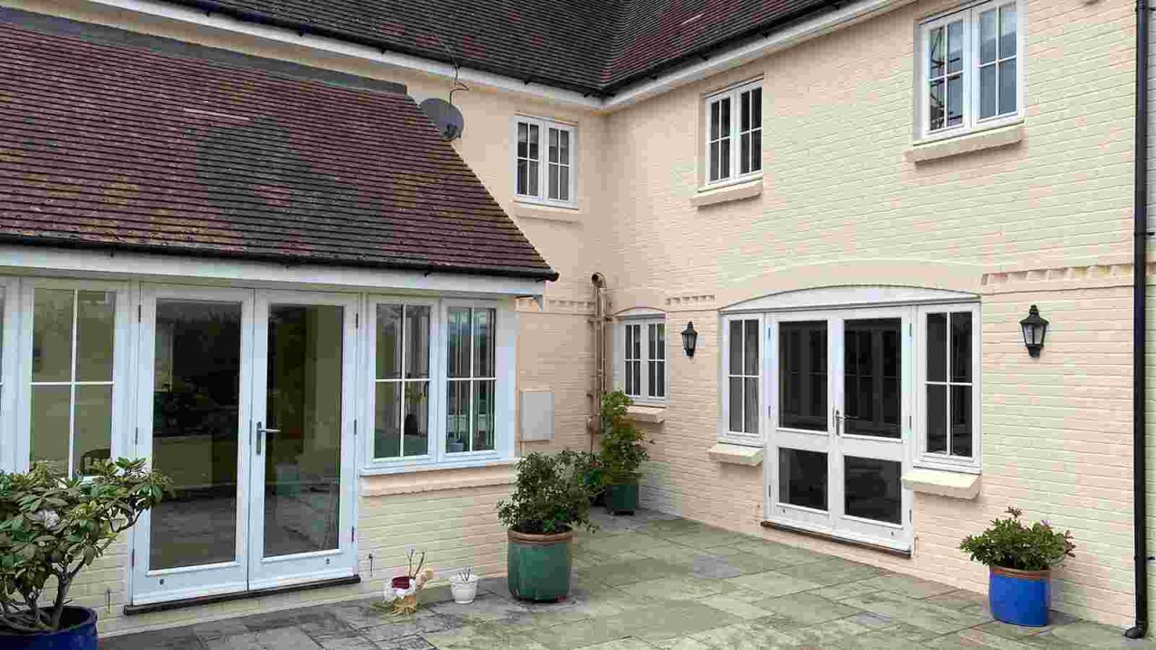 External Wall Coatings: Benefits & Expert Tips