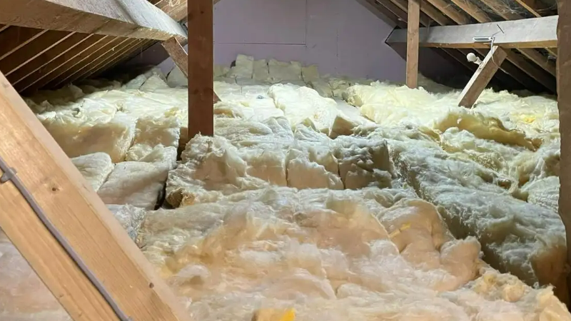 Is Loft Insulation Dangerous?